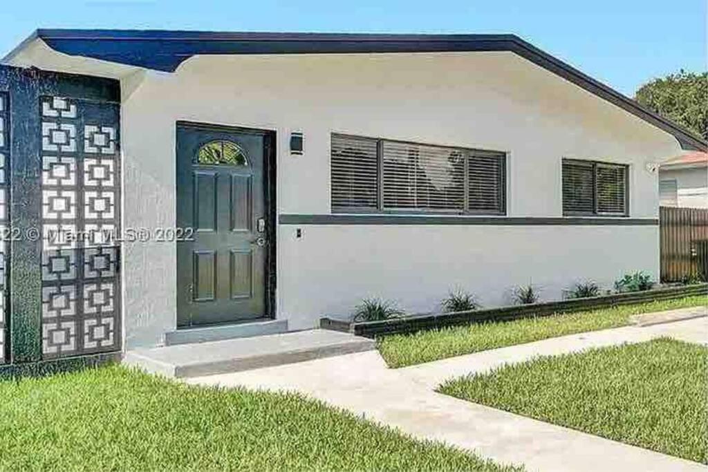 Newly Renovated/Near Sunny Isles Beach/Fre-Parking نورث ميامي بيتش المظهر الخارجي الصورة